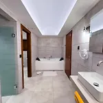 מלון Anemos Mani ירולימין