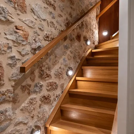 Anemos Mani Otel *